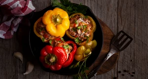 Gefüllte Paprika mit Tsatsiki
